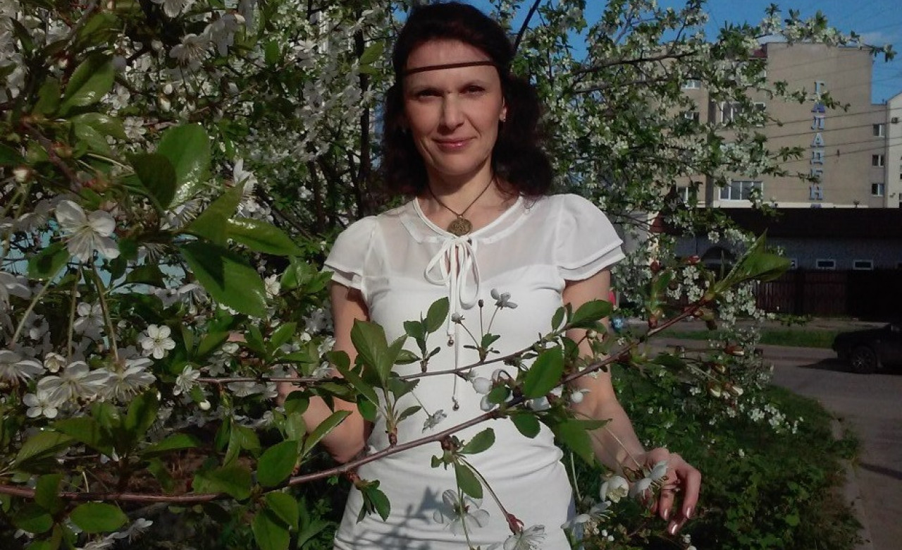 Елена Романова