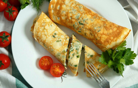 ЯИЧНЫЙ РОЛЛ с зеленью и овощами